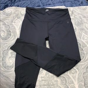 Good American black performance leggings